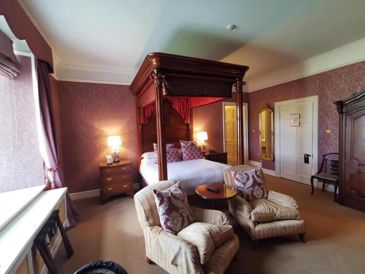 Waterford Castle Hotel & Golf Resort Ballinakill  ภายนอก รูปภาพ
