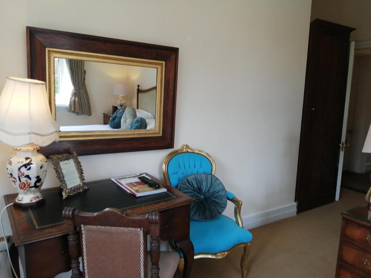 Waterford Castle Hotel & Golf Resort Ballinakill  ภายนอก รูปภาพ