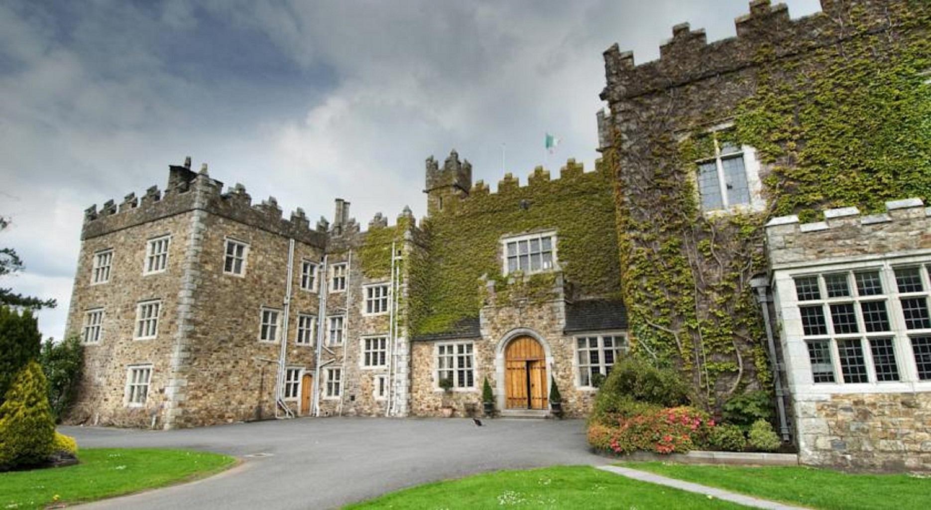 Waterford Castle Hotel & Golf Resort Ballinakill  ภายนอก รูปภาพ